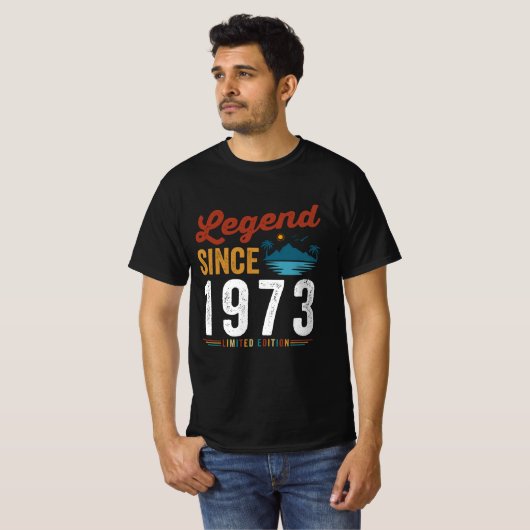 伝説1973年以来の誕生日レトロヴィンテージ Tシャツ (正面フル)