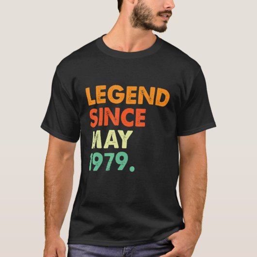 伝説1979年5月生まれ Tシャツ (正面)