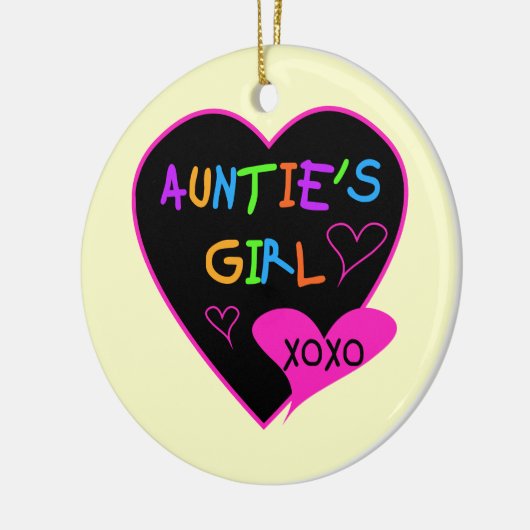 伯母さんの女の子のTシャツ、マグ、帽子、および多く セラミックオーナメント (左)