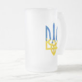 低ポリゴンのウクライナ産トライデント フロストグラスビールジョッキ (正面右)