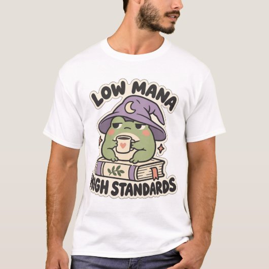 低マナ高基準 もこもこカエル魔法使い Tシャツ (正面)