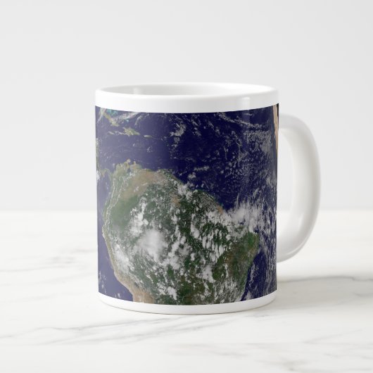 低圧システムを示す全地球。 ジャンボコーヒーマグカップ (正面右)