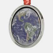 低圧システムを示す全地球。 メタルオーナメント (左)