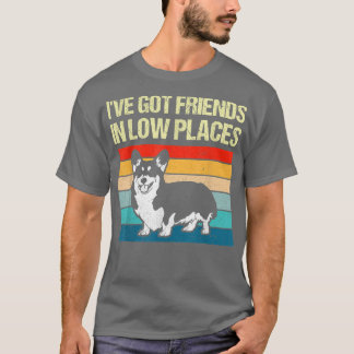 低地得で友人Corgi Welsh Dog Love Tシャツ