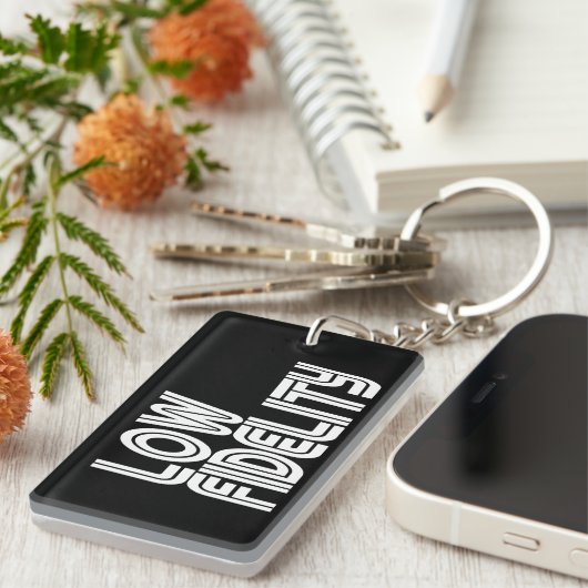 低忠実度 キーホルダー (正面右)