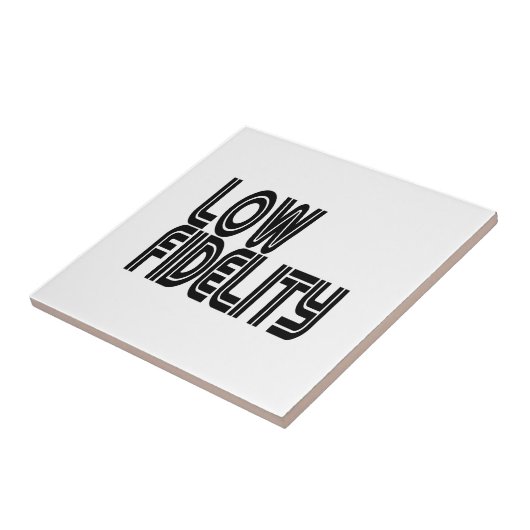 低忠実度 タイル (側面)