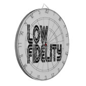 低忠実度 ダーツボード (正面左)