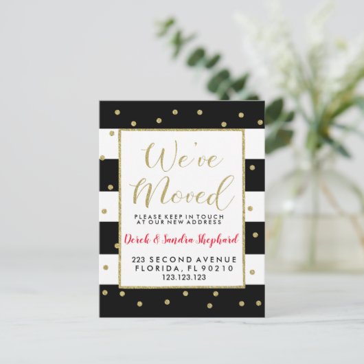 住所の変更は新しい年に金ゴールド 案内ポストカード (スタンド正面)