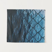 体リンクフェンス前の水 タペストリー (正面(横))