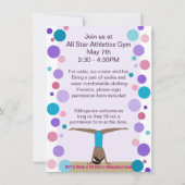 体操のパーティの招待状の紫色、ティール(緑がかった色)およびピンク 招待状 (裏面)