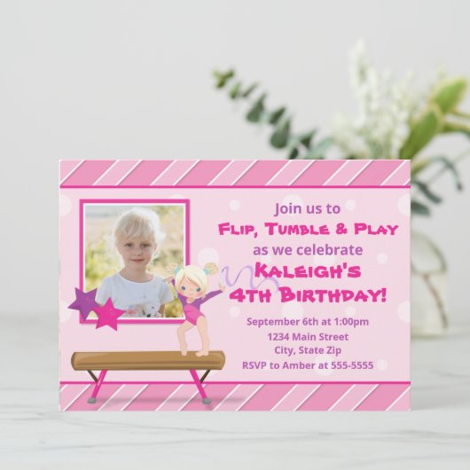 体操のパーティーの誕生日の招待状のブロンドの女性の女の子 招待状 (スタンド正面)