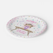 体操ジャンプかわいい茶色の髪の誕生日パーティー ペーパープレート (アングル)