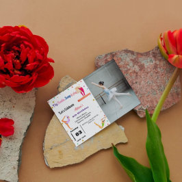 体操ジャンプCartwheels女の子の誕生日パーティー 招待状