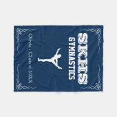 体操チーム フリース 白 テキスト 小さめ ひざ掛け (正面(横))