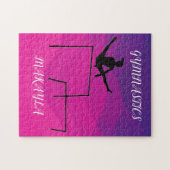 体操パズルと体操選手の不均一なバー。 ジグソーパズル (横)