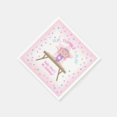 体操ピンクの髪の体操ジャンプ誕生日パーティー スタンダードカクテルナプキン (角)