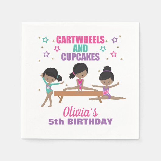 体操ピンクパープルターコイズガール誕生日昼寝 スタンダードカクテルナプキン (正面)