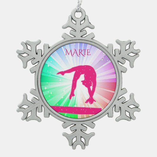 体操ピータースノーフレークの木のオーナメント。 スノーフレークピューターオーナメント (正面)