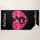 体操ブラックとホットピンクパーソナライズされた ビーチタオル (正面)
