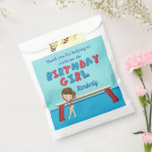 体操ブルネットガールギムナスト誕生日パーティー フェイバーバッグ (封をした状態)