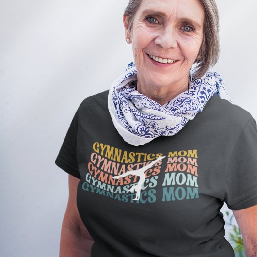 体操マママハンドスタンドレトロウェーブタイポグラフィ Tシャツ