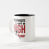 体操男子男子，男子体操選手が高バー ツートーンマグカップ (正面左)