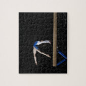 体操選手(9-10)バランスビーム、サイドでフリッピング ジグソーパズル (縦)