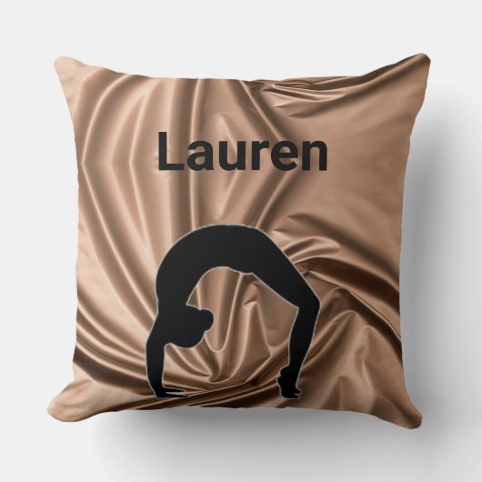 体操Xcelブロンズの女の子のパーソナライズ年/名前 クッション (正面)