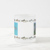 何かはなま臭くパーソナライズな曇らされたマグです フロストグラスマグカップ (中央)