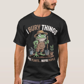 何かを埋めてる 多分植物 多分人 Tシャツ