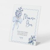 何かブルーブライダルシャワーミモサバー駅 台座サイン (正面)