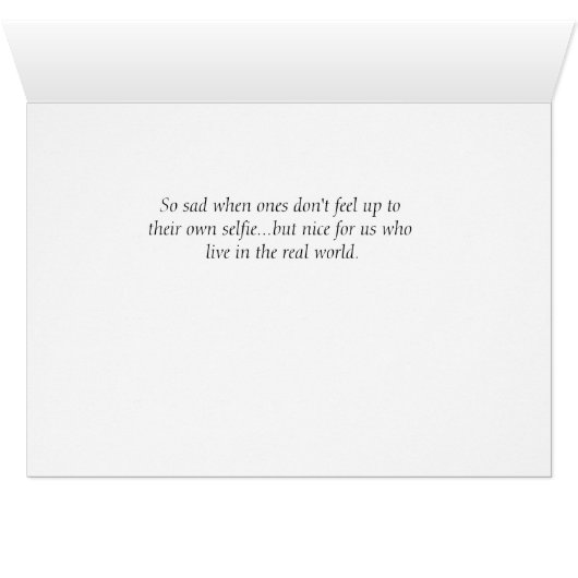 何か間違っている – 彼女は時給の自撮りを投稿していない! (内部横(下))