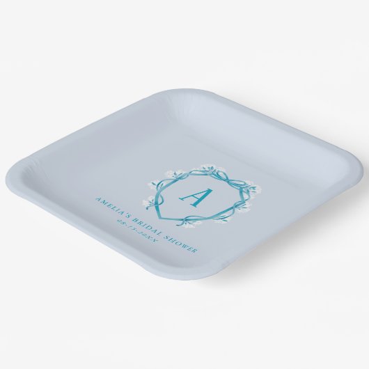 何か青いフローラクレストモノグラムブライダルシャワー ペーパープレート (傾斜あり)