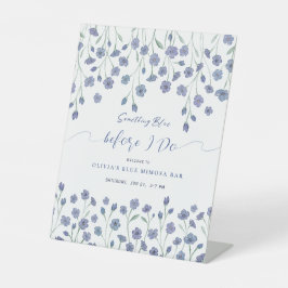 何か青い前にフローラブライダルシャワー 台座サイン