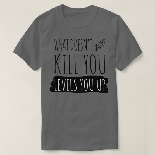 何が殺さない黒いレベルに達する Tシャツ (デザイン正面)