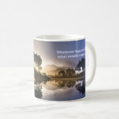何が起こったらイエスは何をするの?マグカップ コーヒーマグカップ (正面右)