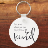 何でもできる世界で優しくすること キーホルダー (正面)