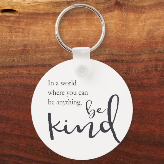 何でもできる世界で優しくすること キーホルダー (正面)