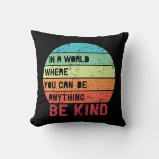 何でも優しい団結できる世界で クッション