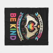 何でも優しくできる世界でゲイP フリースブランケット (正面(横))