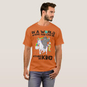 何でも親切にできる世界で Tシャツ (正面フル)