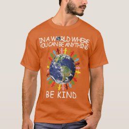 何でも親切にできる世界で Tシャツ