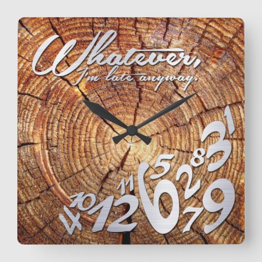 何でも、私はとにかく遅れている – 木材と金属の外観 スクエア壁時計 (正面)