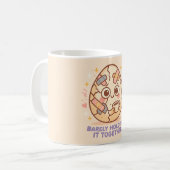 何とか持ちこたえてる コーヒーマグカップ (正面左)