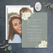 何にも飾らないただ愛おしいサージグリーンのウェディングフォト 招待状