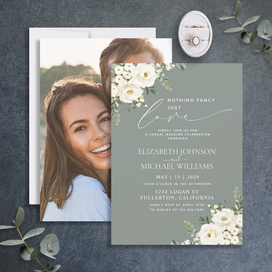 何にも飾らないただ愛おしいサージグリーンのウェディングフォト 招待状