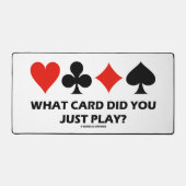 何のカードだ遊った?4枚のカードがユーモアに合う デスクマット (正面)