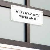 何の道だ今どこだ 横断幕 (ビルの外側)