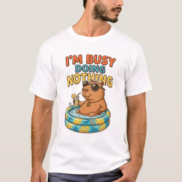 何もしないのが忙しいカピバラ Tシャツ