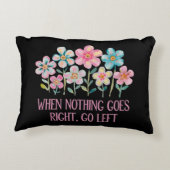 何も問題が解決しない場合は、次の手順に従離れう アクセントクッション (裏面)